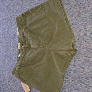 Universal Thread Women's Vintage A-Line Shorts Green Size 16W NWT